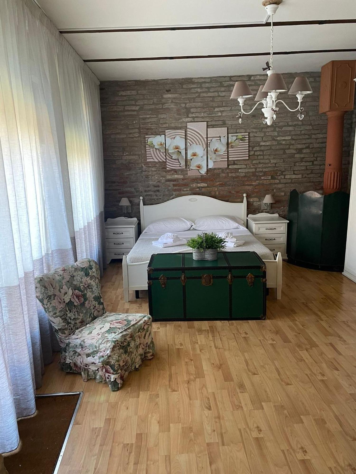 Stella De' Tolomei Ferrare Extérieur photo